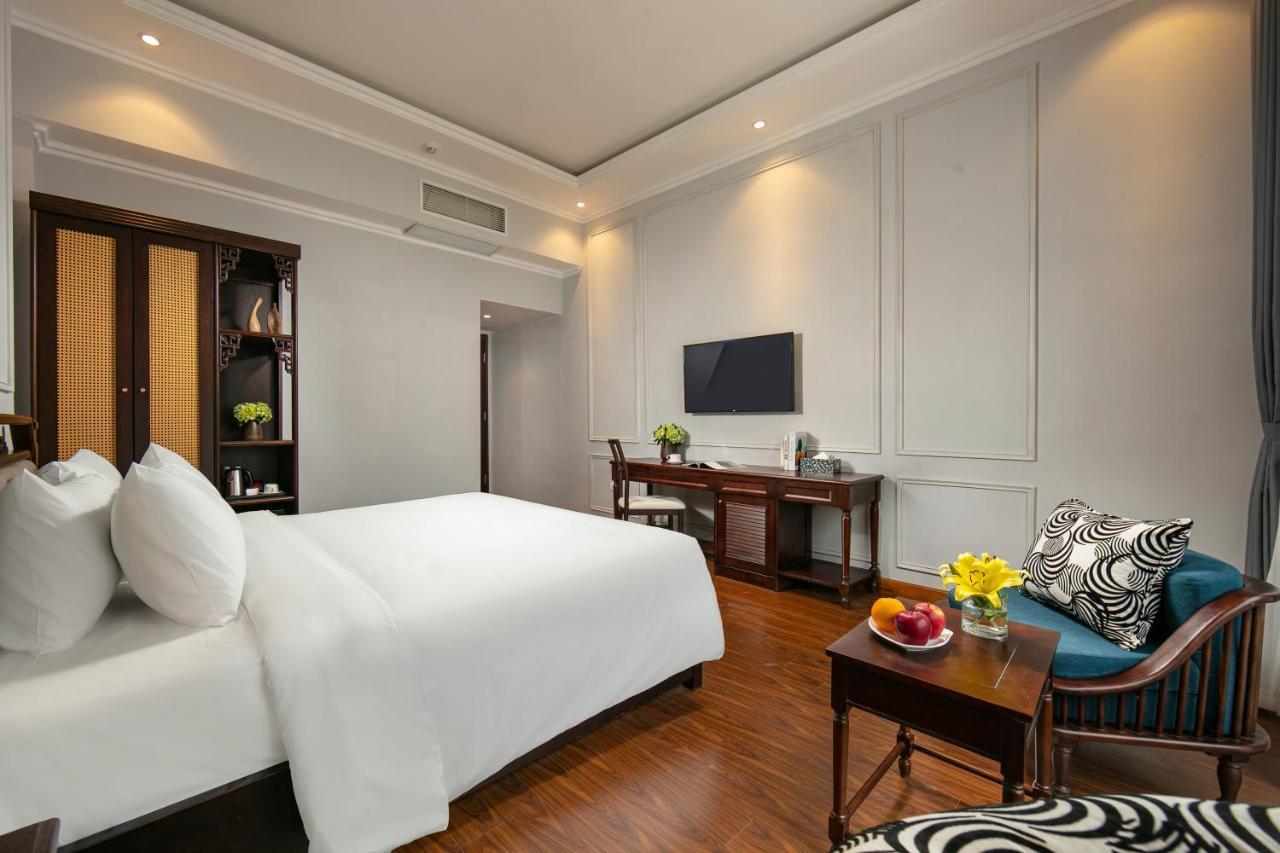 Hotel Salute Premium & 4*