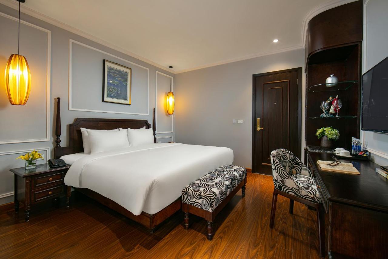 Salute Premium & 4* Hanoi